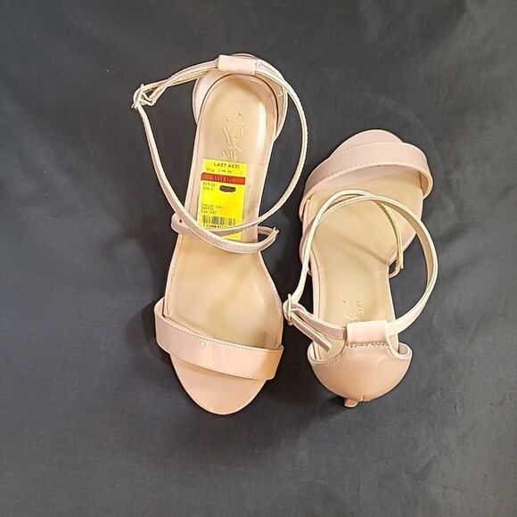 BRAND NEW THALIA SOLID DARRIN SCRAPPY SANDALS WOMEN'S SHOES - Picture 5 of 16